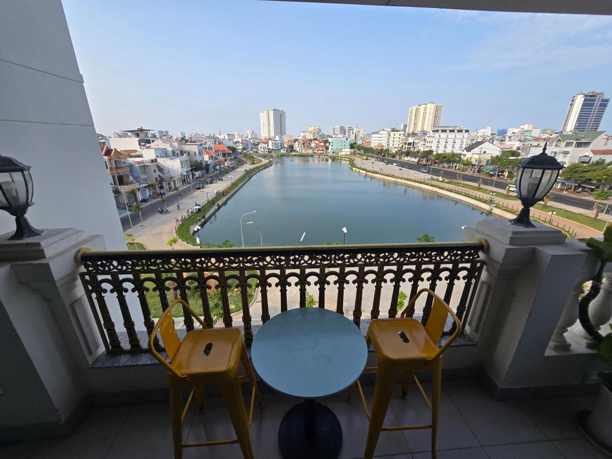 Camy Hotel Вунгтау Экстерьер фото